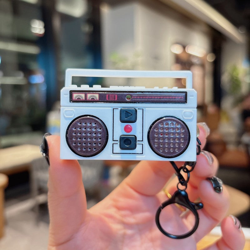 Wholesale Creative Retro Radio Keychain